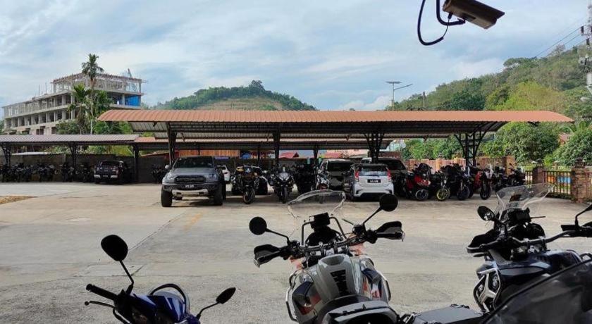 Butterfly Hotel Betong Ban Komo Sip Paet エクステリア 写真